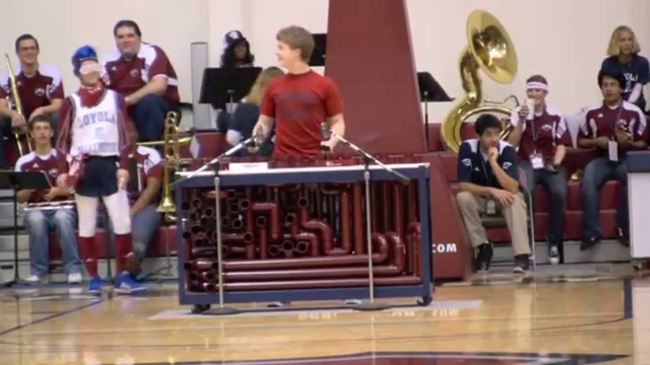 RimbaTubes: LMU Basketball Halftime | Snubby J