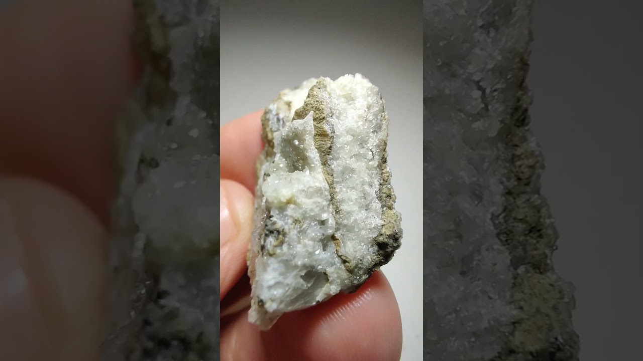 Datolite and other Zeolite minerals. Prospect Park, New Jersey.
