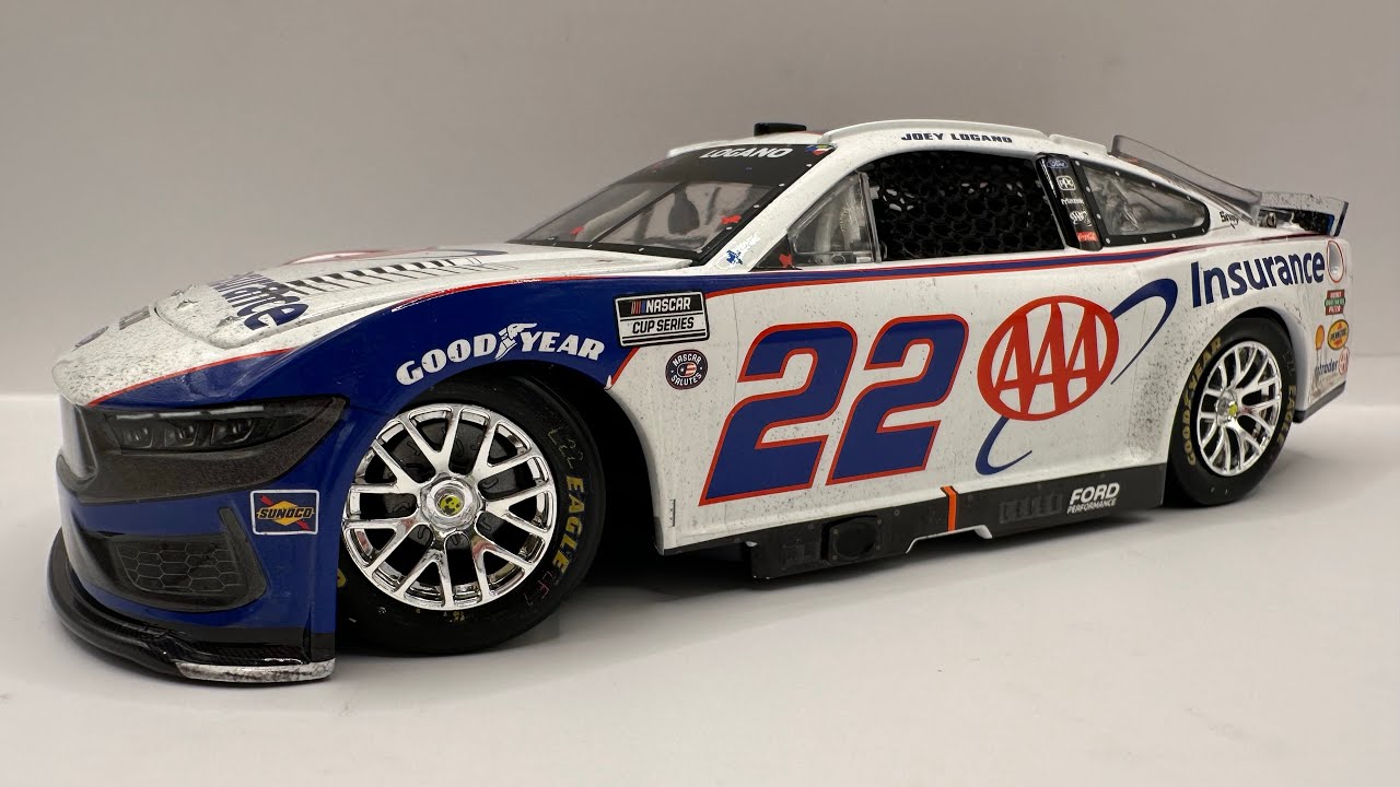 Review: 2025 Joey Logano #22 AAA Insurance Texas Win Ford Mustang 1/24 Elite Premier NASCAR Diecast 