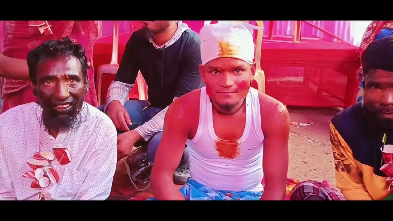 বিয়ে বাড়ি খুব ইনজয় 