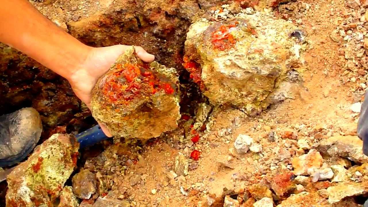 FIRE OPAL  THE  MOST BIG RED OPAL IN ALL  WORLD
