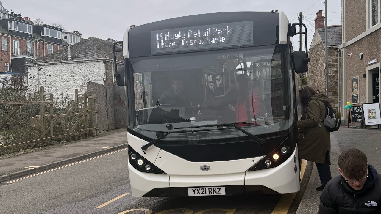E200 on the 11 to St Ives #bus #transport