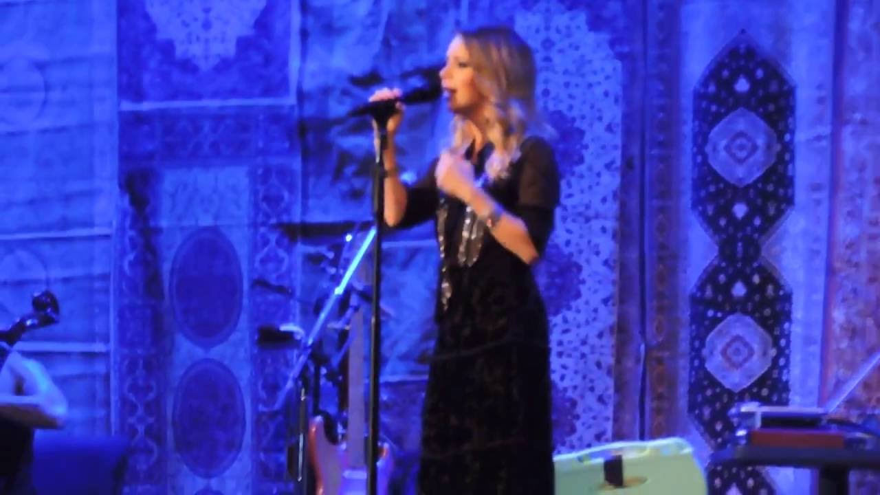 Sandy - Abertura show SP (06.05.2016) - MEU CANTO