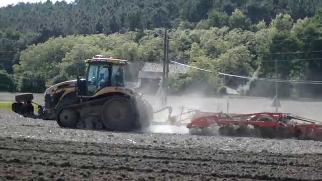 Challenger MT 765C & vaderstad Top Down 500
