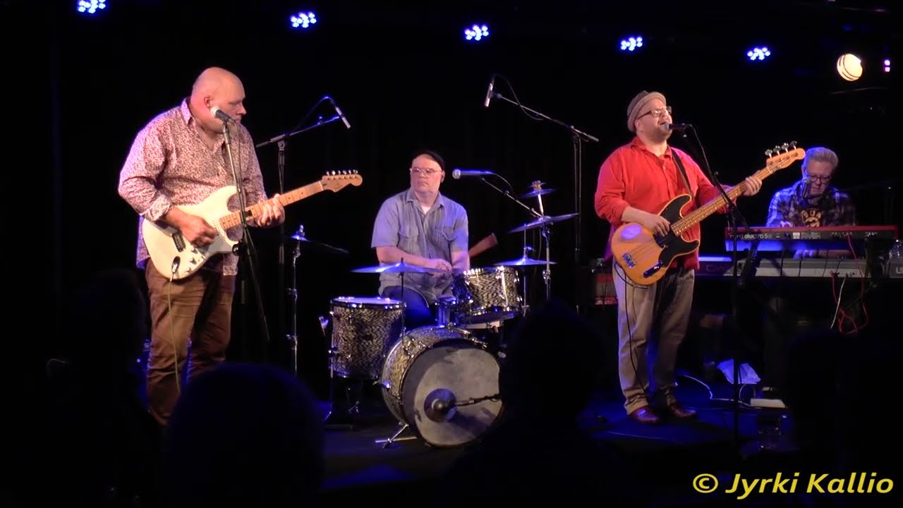 Lumberjacks - I Get Suspicious (video Jyrki Kallio)