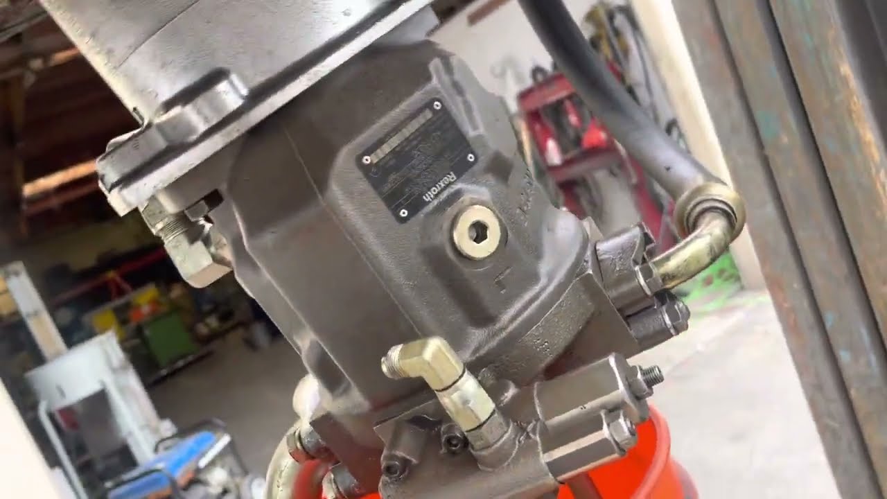 Rexroth Hydraulic Pump AA10VS045DFR/31R R910918262 1800 RPM 1&rdquo; Diameter Shaft