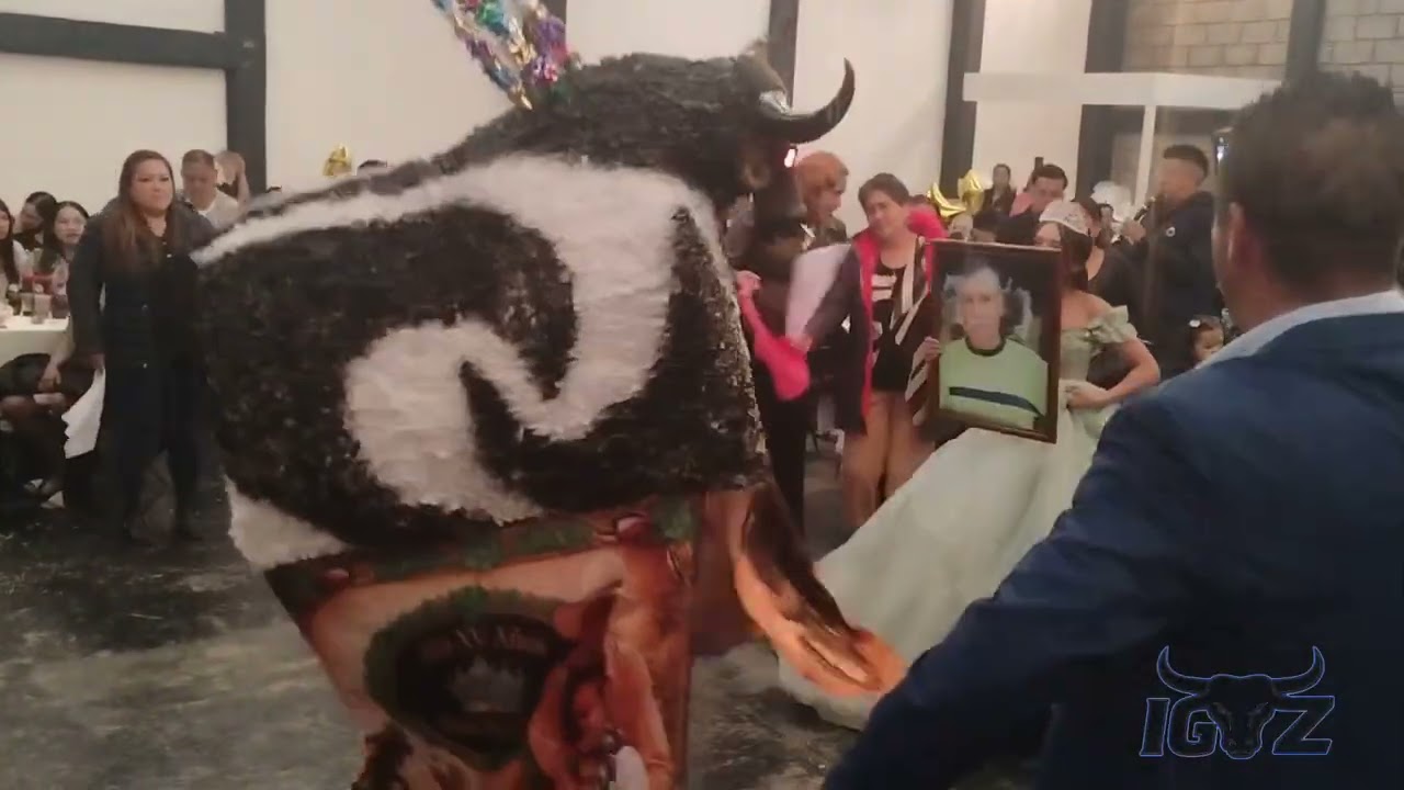Carnaval 2026 Pátzcuaro. En  los XV de Pau. 