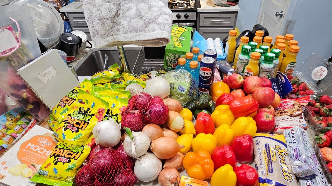 Dumpster Diving Makulay Na Mga Kuha Libre Pamamasura Sa Amerika 