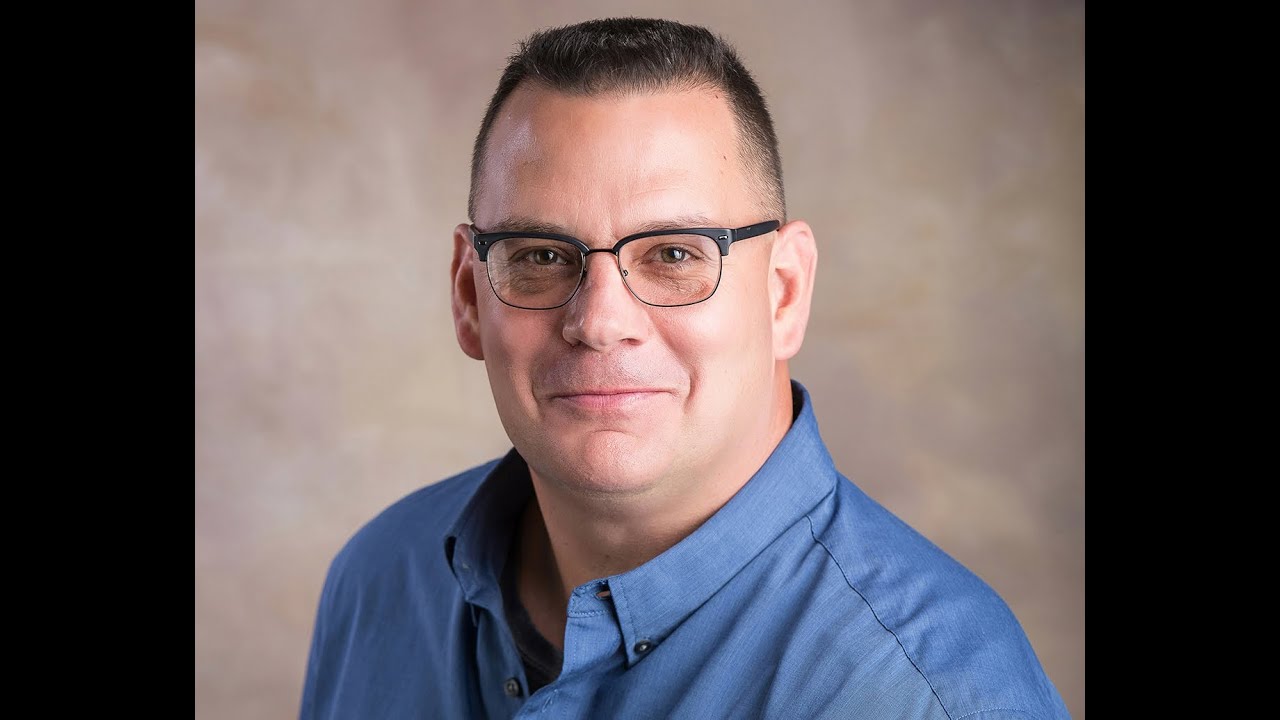 Kurt Bell and the '80 Streaks: Galesburg football icons