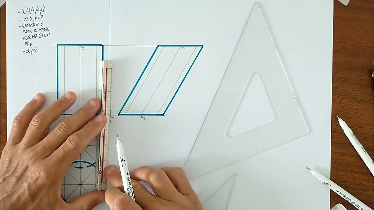 Épura e desenvolvimento de superfície de cilindro obliquo de base circular apoiada no PHp