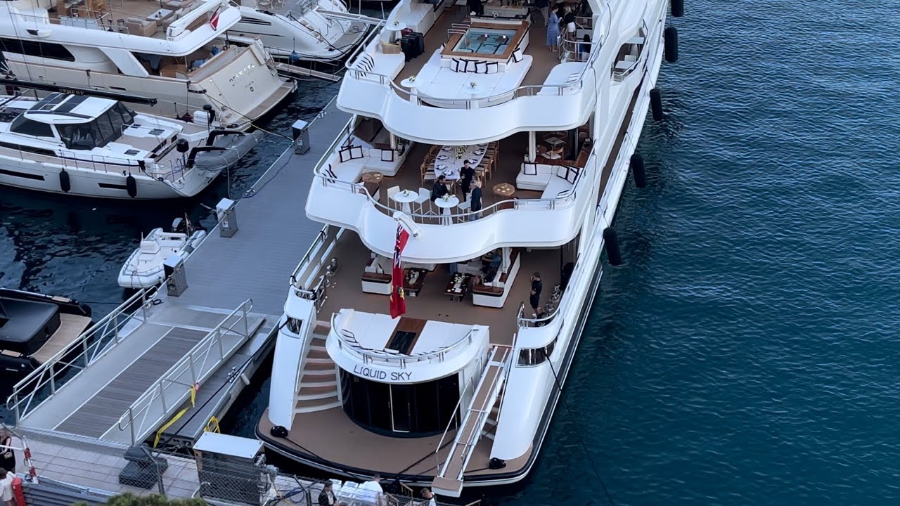 Luxurious LIQUID YACHT -  CMB YACHTS BUILT WITH SKYLOUNGE @archiesvlogmc
