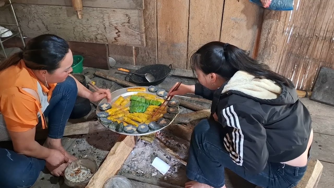 The two sisters occasionally visited the hut to cook.