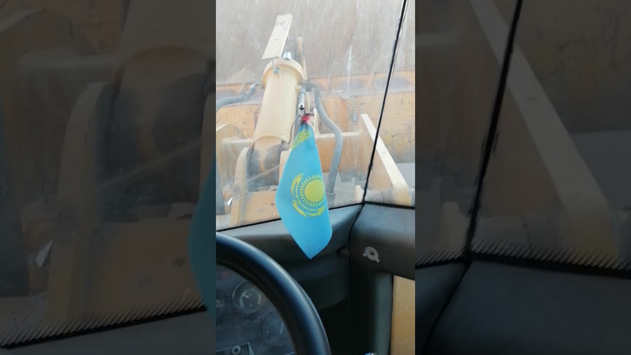 Фронтальный погрузчик LW500F