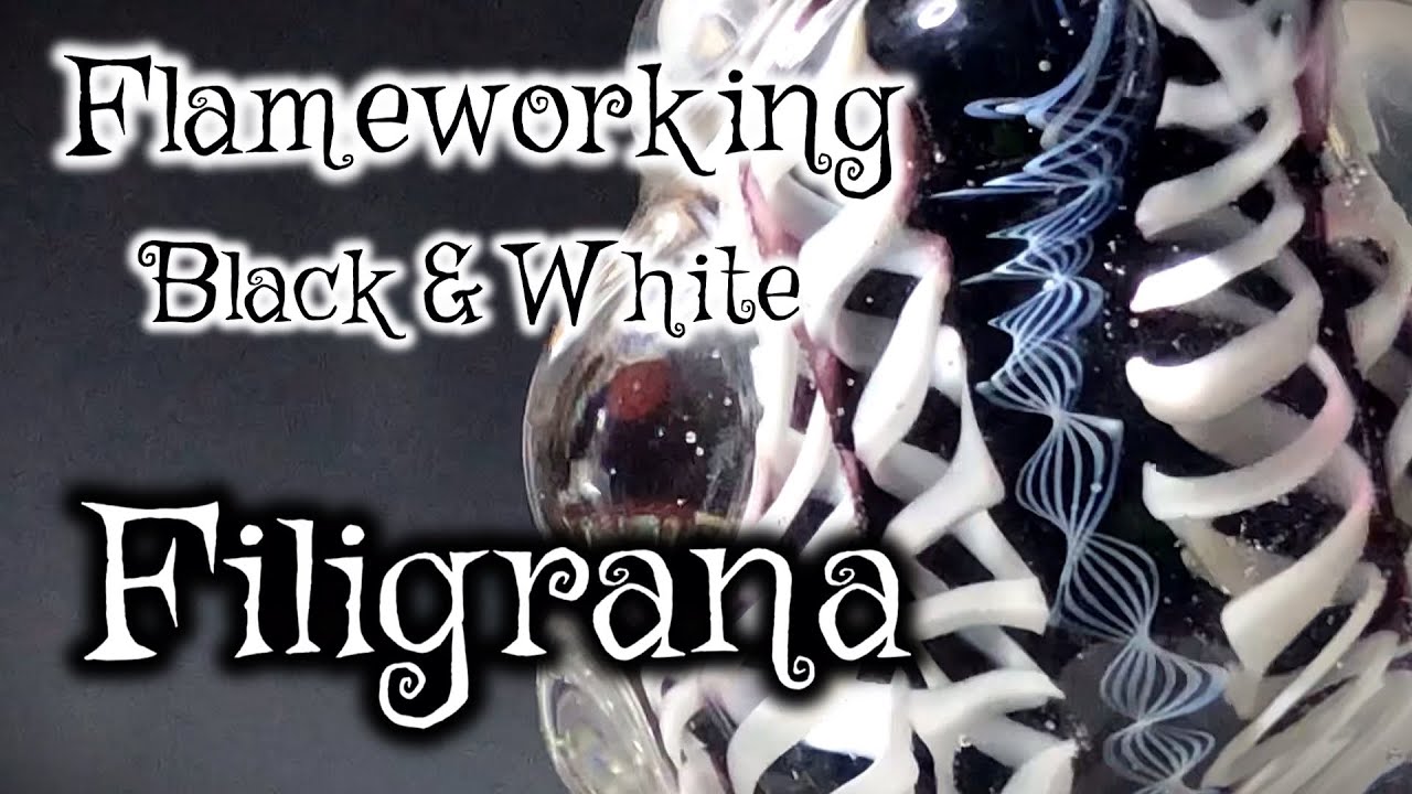 Lampworking / Flameworking with Black & White - Volume 22 -  Filigrana Cane - demo