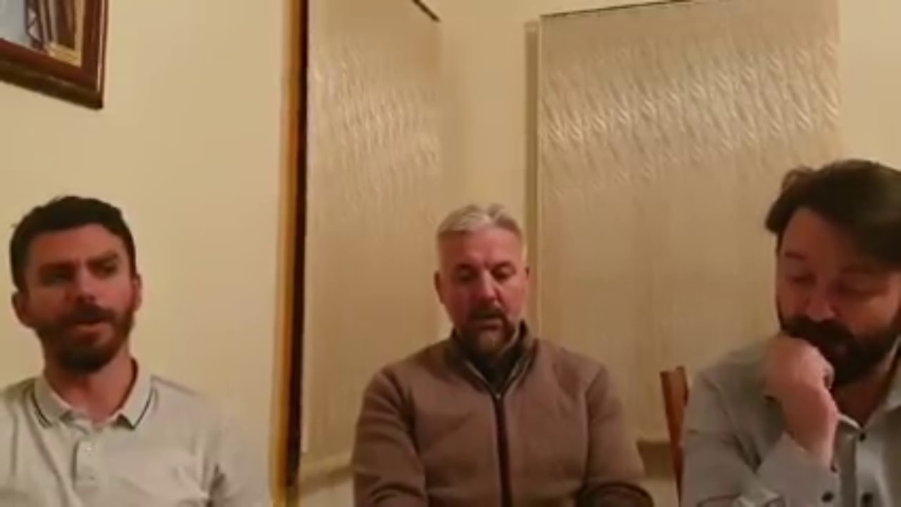 Dubicki svestenici u tri glasa