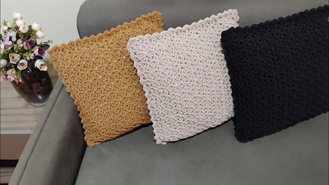 CAPA ALMOFADA DE CROCHÊ COLMEIA