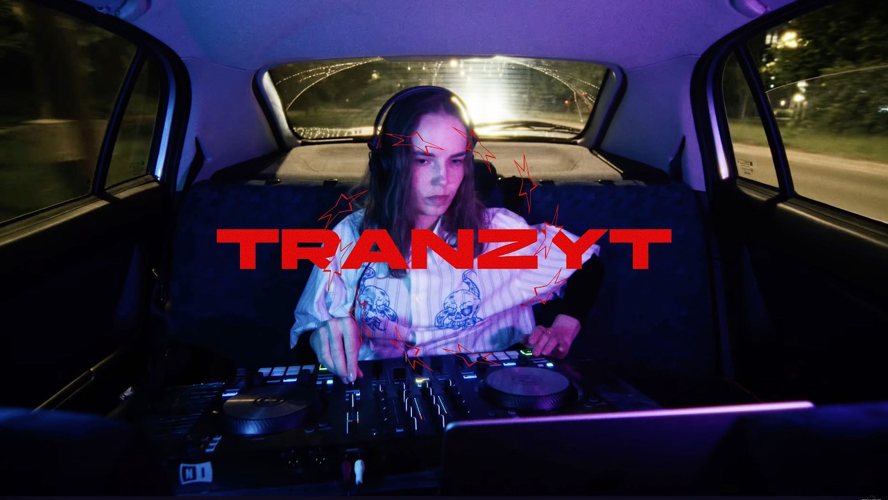 RICHIE BEIGE | TRANZYT 06