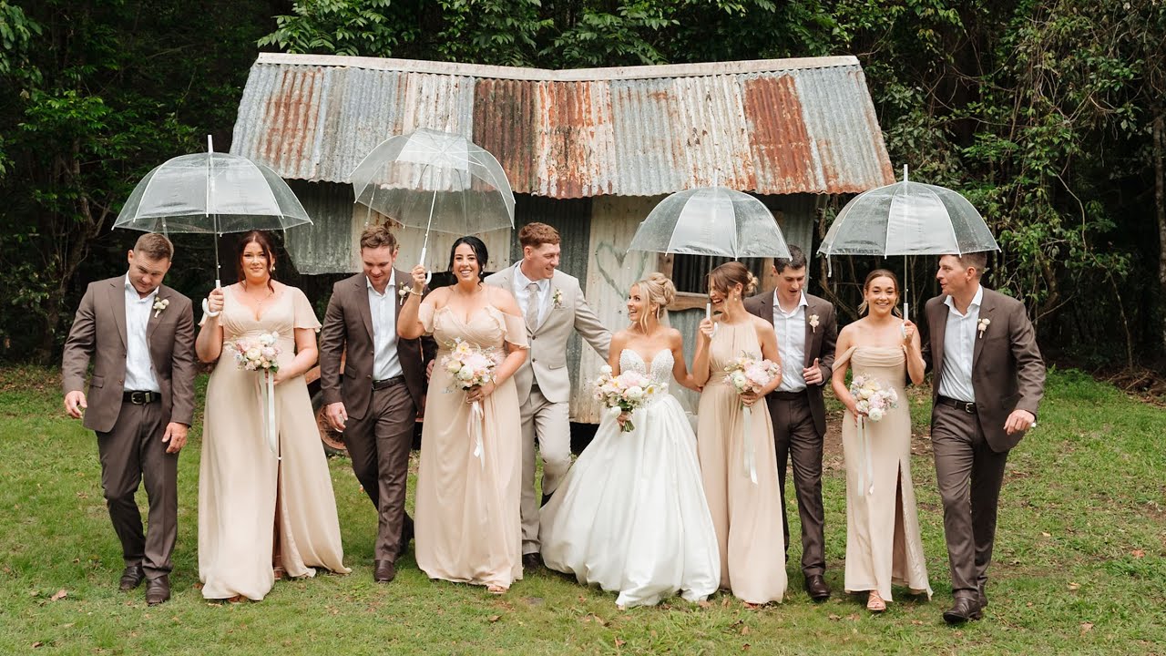 A Family-Filled November Wedding at Midginbil Eco Resort | Bev & Daniel