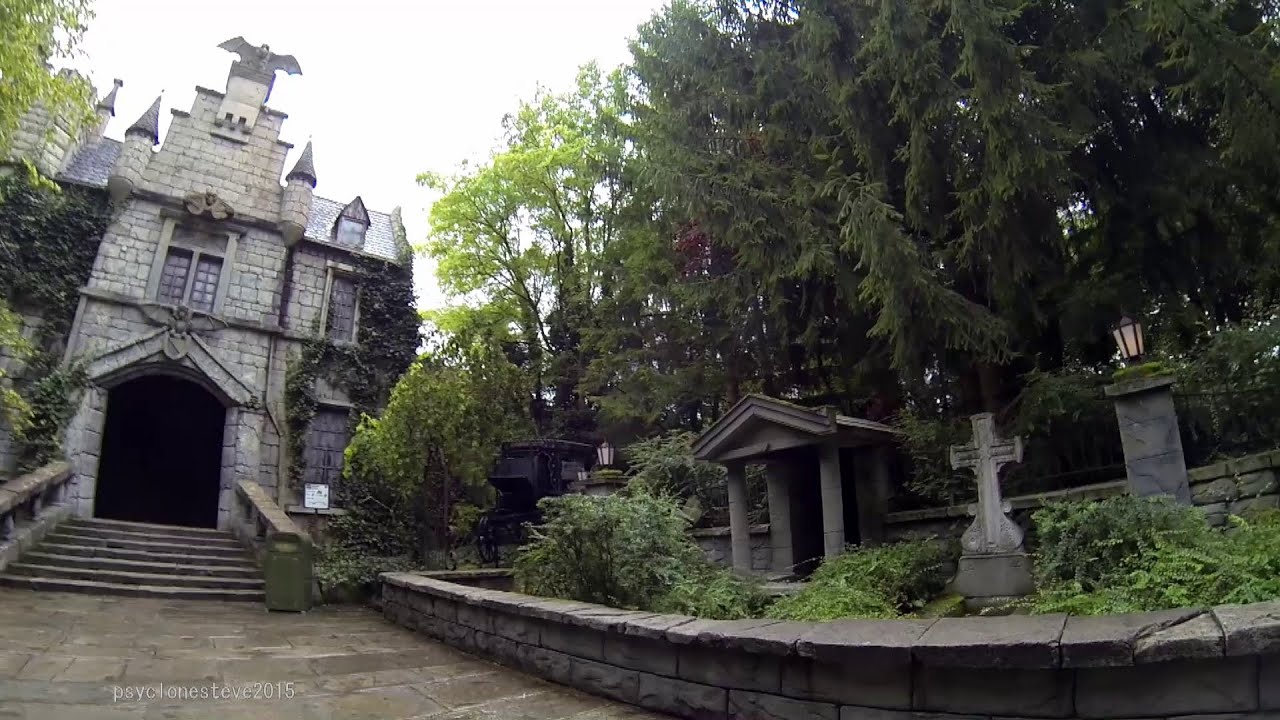 The Haunted Mansion (Le Manoir Hanté ) Ghost Train at Nigloland 2014.