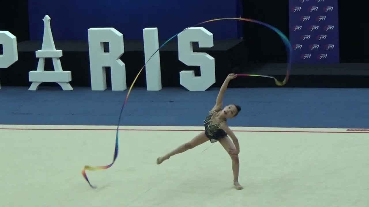 Mohini YOSHIOKA ruban - 2025 Championnats de France Juniors 13ans
