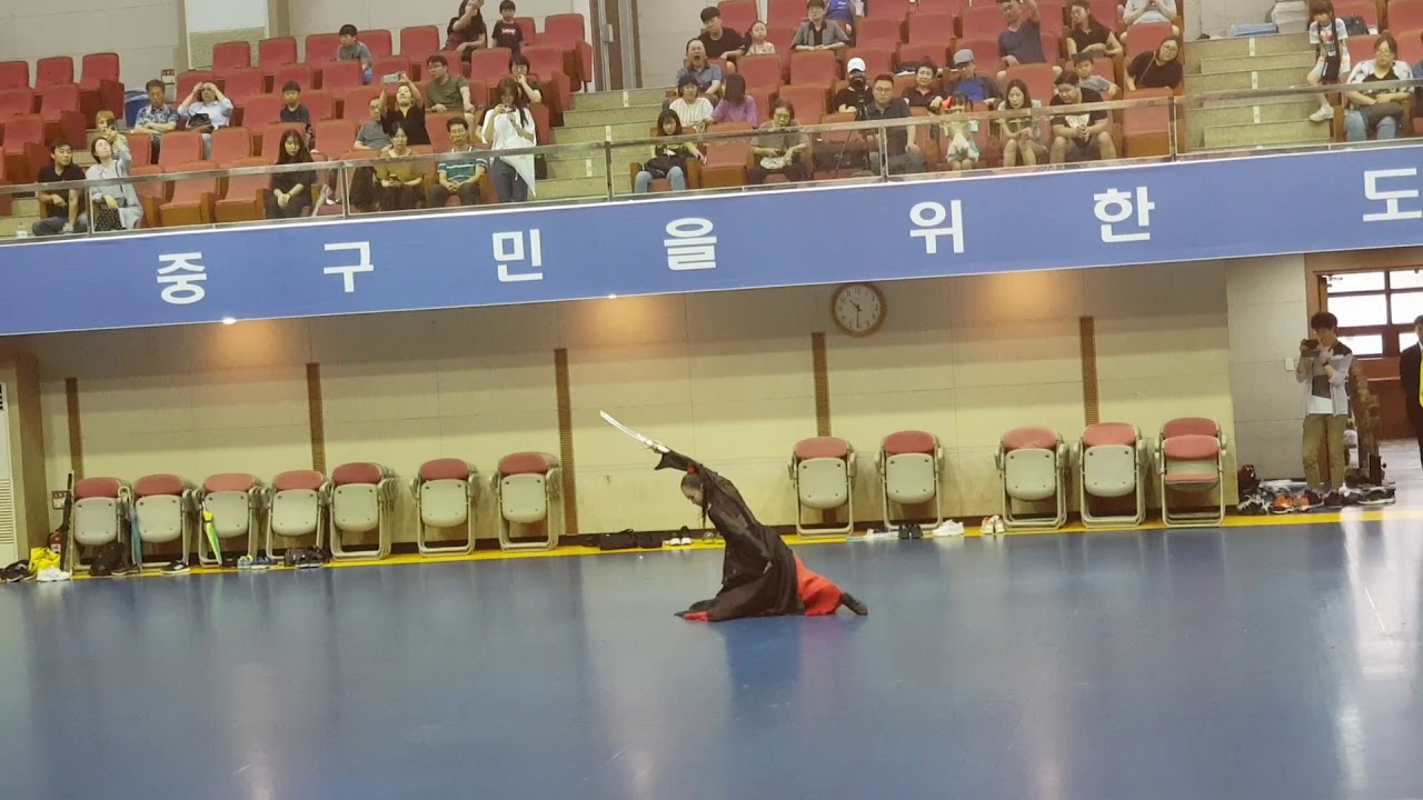 해동검도 265차 입승단심사 윤자경 시범단장 검무 시범(2019 07 28)