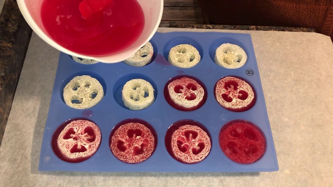 Making and Packaging Essential Oil Loofah Soaps