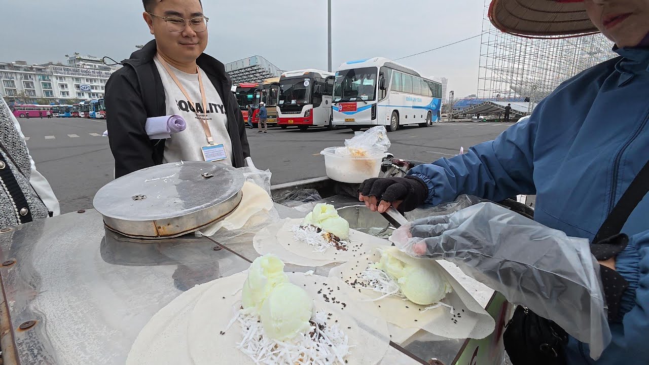 Street Food That’s Cold and Crispy at the Same Time