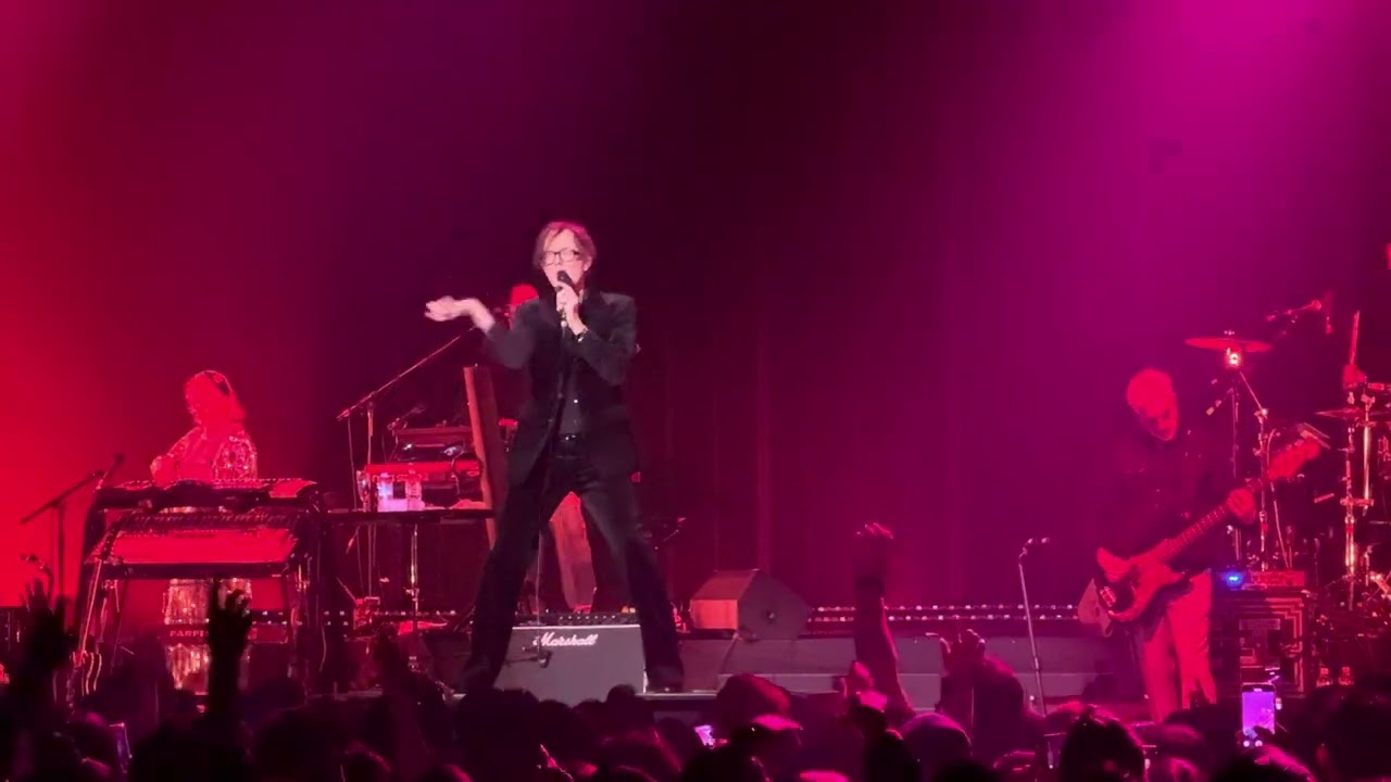 Pulp - Got to Have Love (2025-01-06, Zepp Osaka Bayside, Osaka, Japan) [4K HDR]