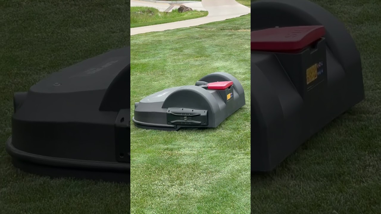 Toro's NEW Autonomous Turf Pro 500 Mower In Action
