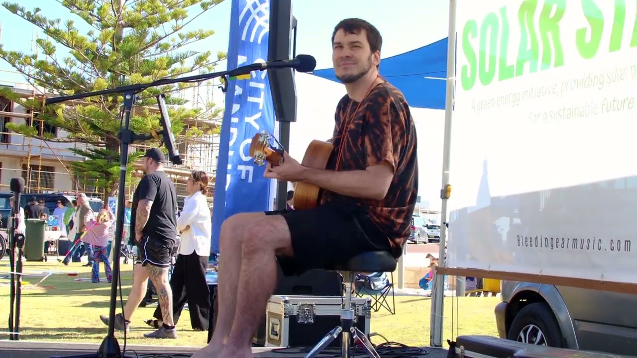 99 Red Balloons (Nena / Goldfinger Acoustic Cover) - Tide I Music @ Music In The Burbs