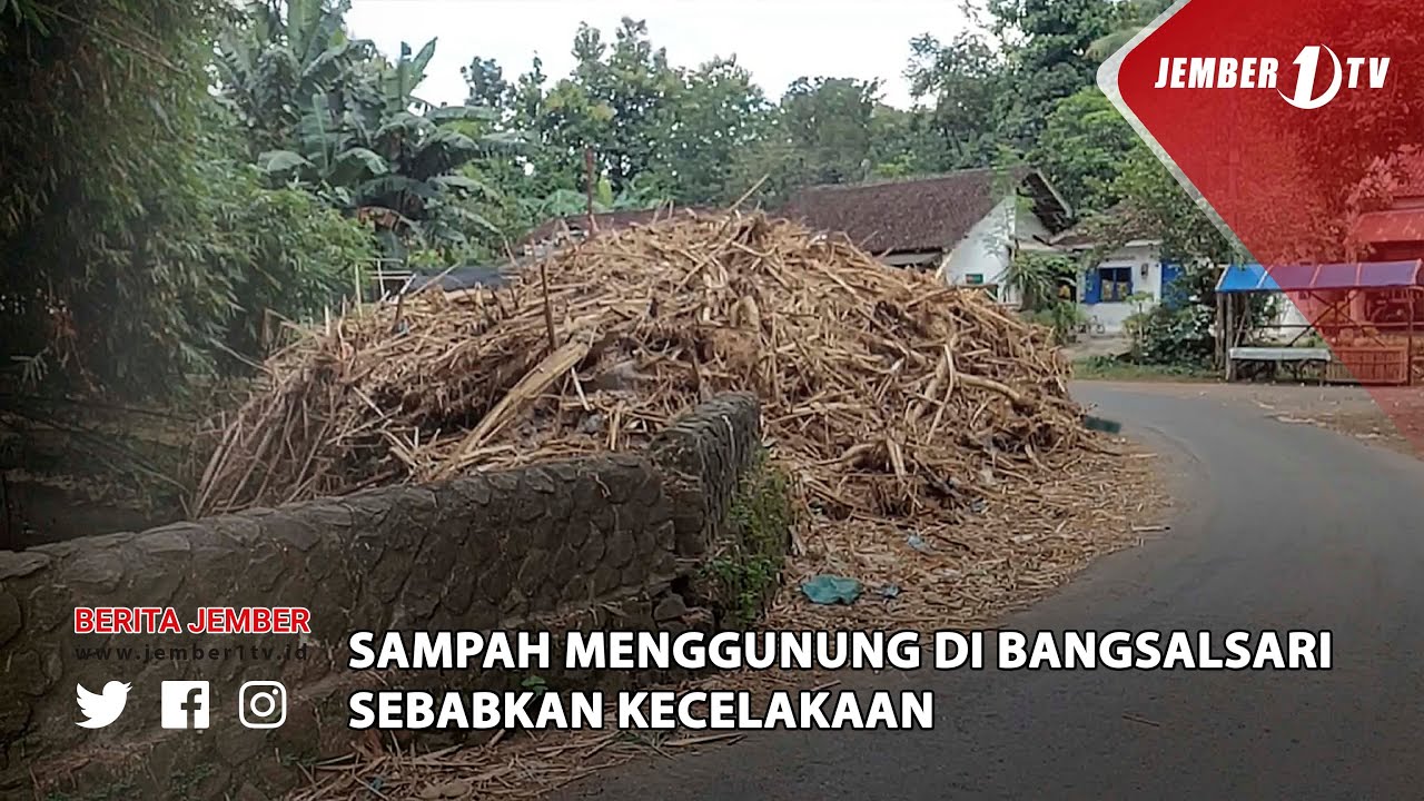 SAMPAH MENGGUNUNG DI BANGSALSARI SEBABKAN KECELAKAAN