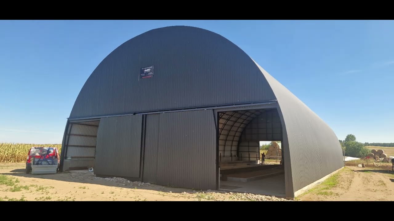 Budowa obory łukowej Sompolno - Wielkopolska , hala łukowa 15 m x 30 m . X-Weld Konstrukcje stalowe