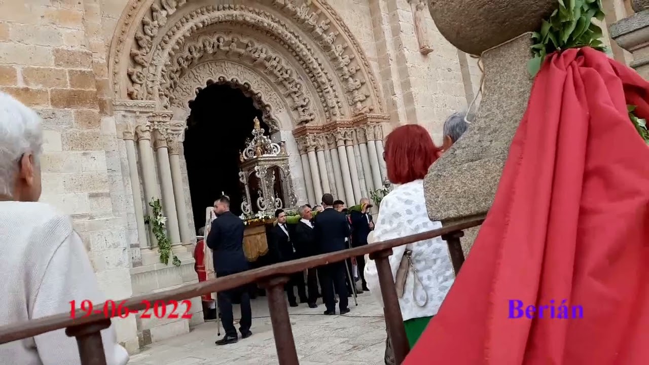 2023 06 11 Custodia de Plata y Corpus por Berian