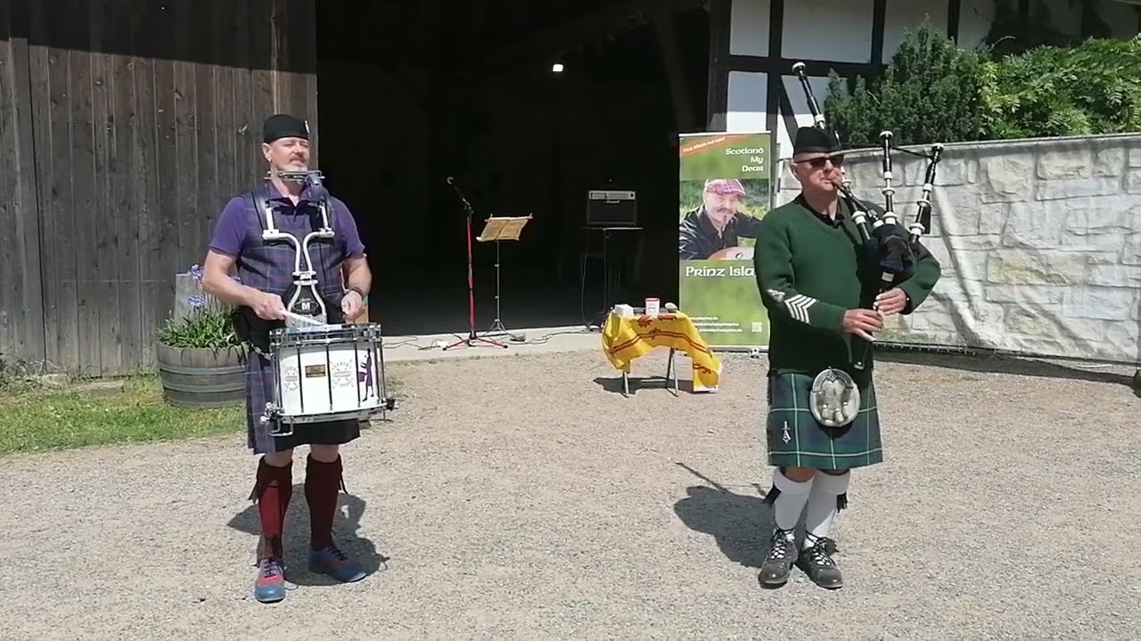 Session Harmonic Pipe Drummer und David Johnston British Weekend