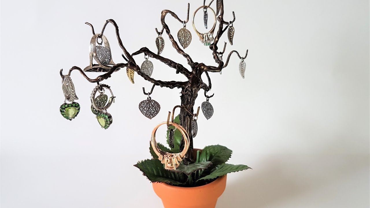 DIY Fantasy Wire Tree Jewelry Hanger ♥