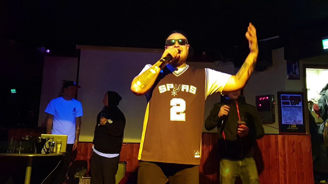 Ventovieras- Meill&auml;p&auml;in Live