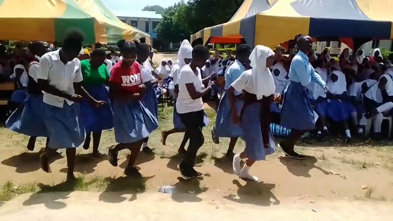 TIWI GIRLS