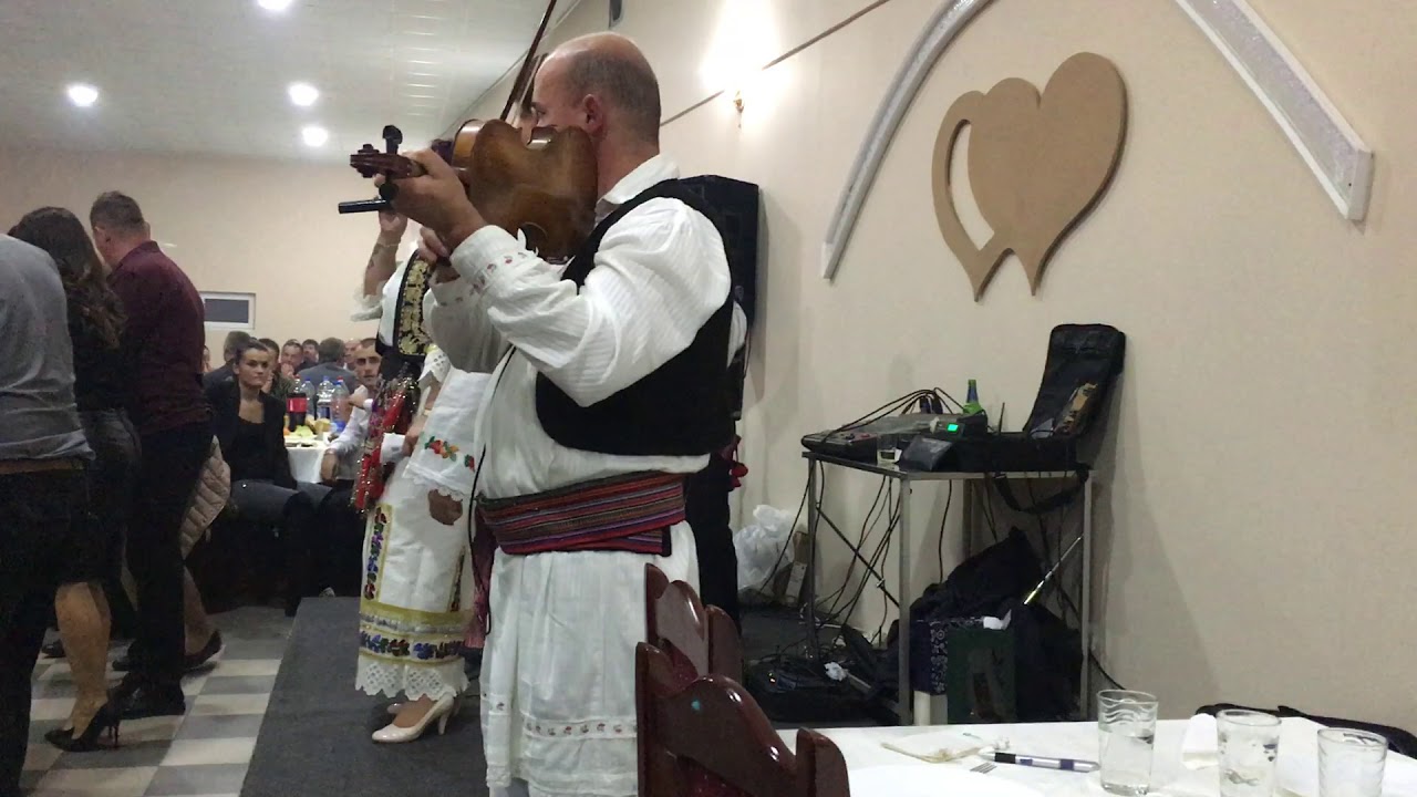 Zlatne Žice - Janja i Duško - Ljuljaj gara & Piću, piću i piću (Šajkaš 2017)