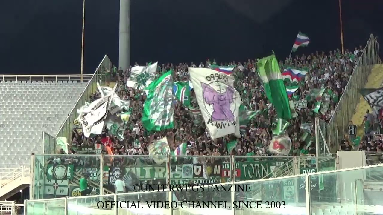 ACF Fiorentina - SK RAPID WIEN 23/24 (Tifo Block West)