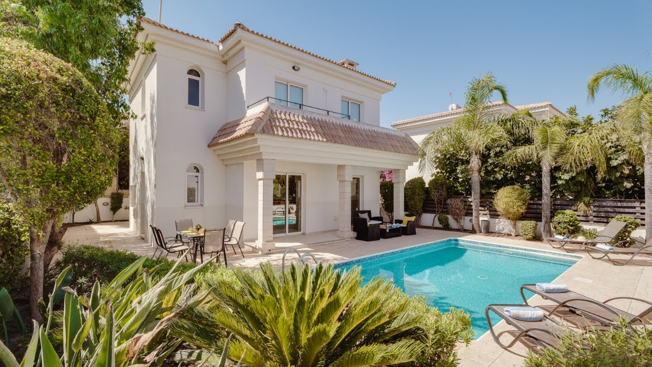 Villa Sophie, 3 bedroom villa in Kapparis, Paralimni, Cyprus