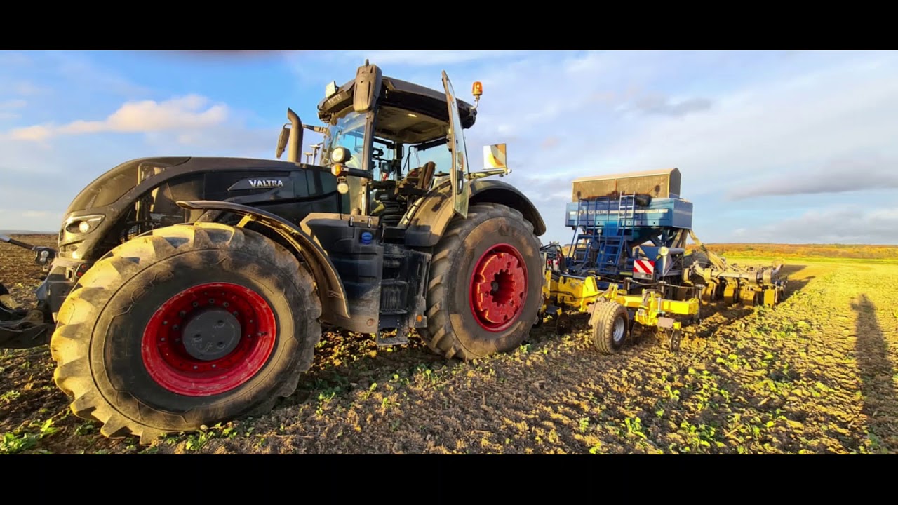 Grange LDT 6m with Köckerling Ultima 6m Pulled by Valtra S394  Roebroek Agrar Germany