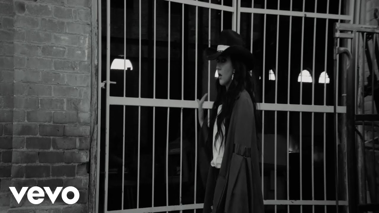 Ashley Wineland - Love Letter (Official Music Video)