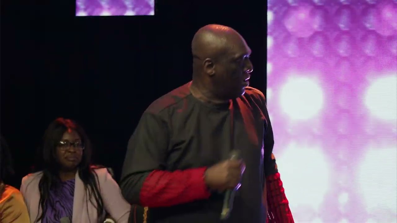 Sammie Okposo | Praise Medley | Redeemers Chapel