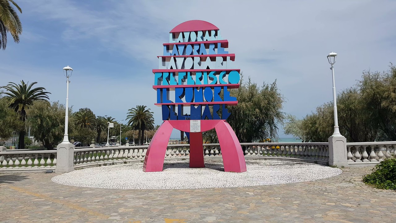 S.Benedetto del Tronto Riviera delle Palme (AP)🇮🇹- mare da bandiera blu, musei a cielo aperto.