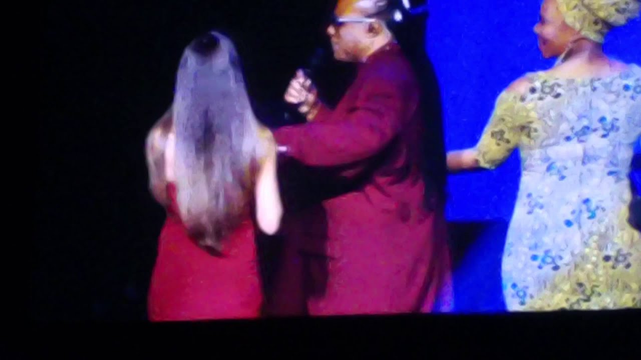 Ngicuelela - Es Una Historia-Stevie Wonder