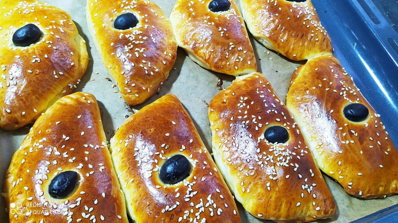 pies stuffed with cotton dough are more than wonderful
