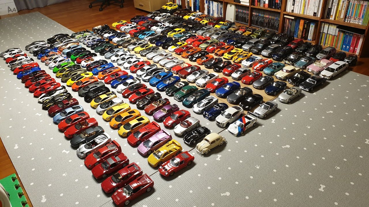 My 1/18 model car collection (over 200 cars!)
