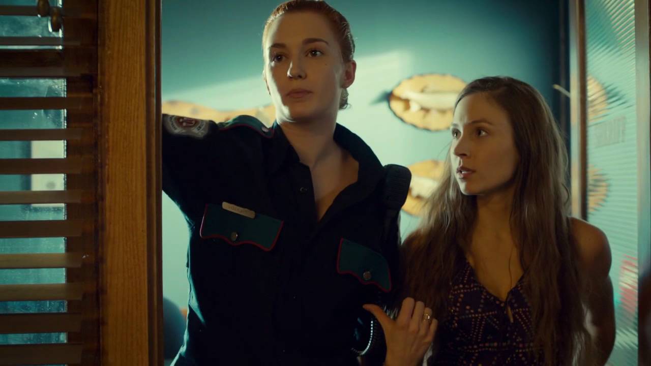 WayHaught - Waverly - I Kissed A Girl