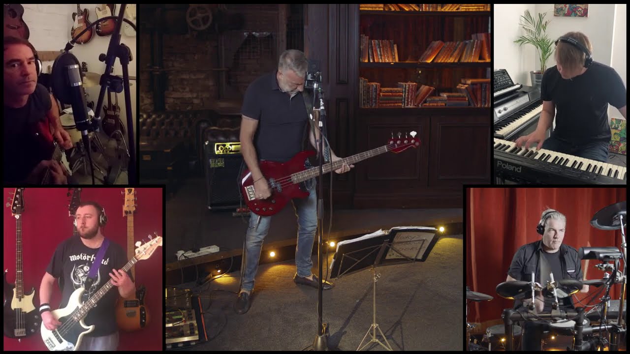 Peter Hook & The Light perform 'The Perfect Kiss' - November 2020.