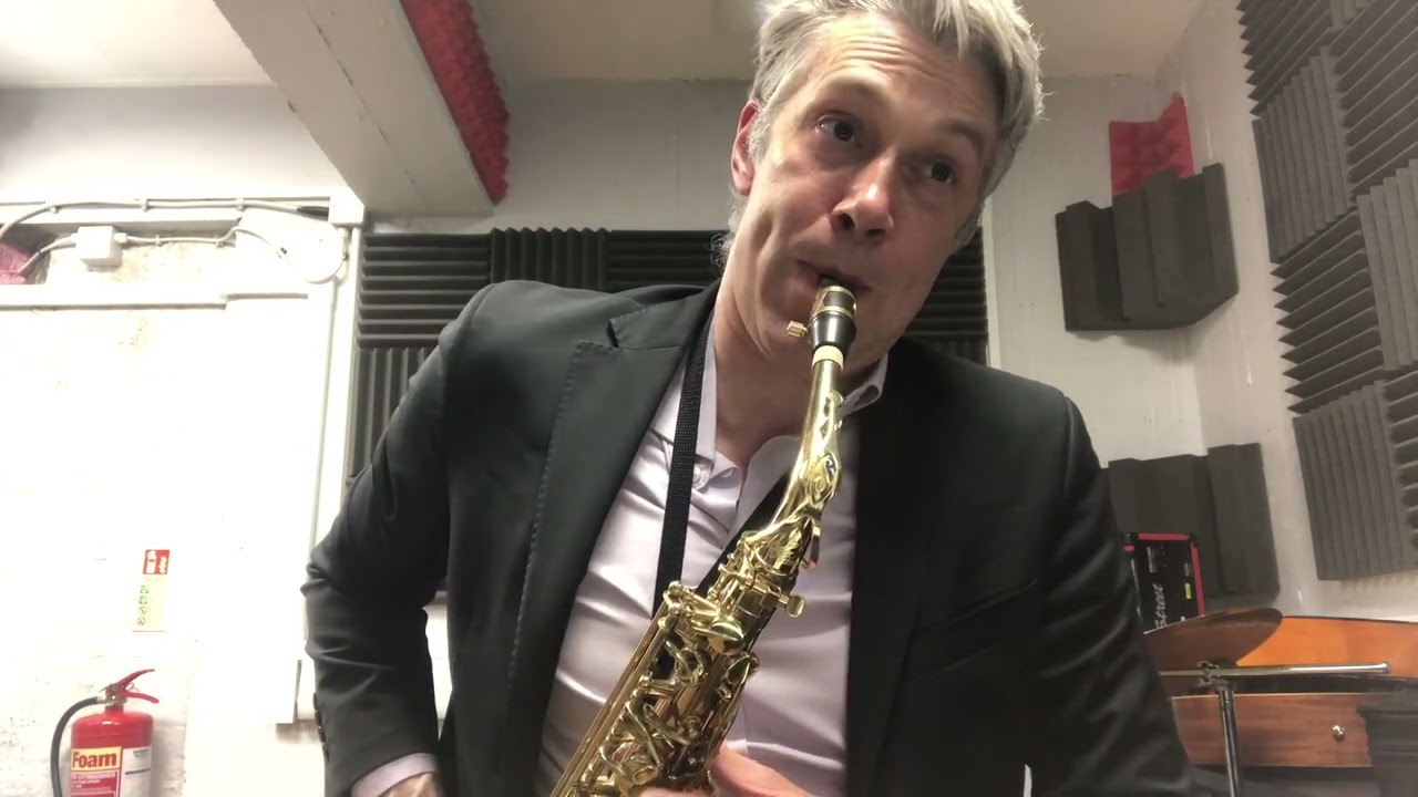 Swan Song B3 ABRSM Grade 3 saxophone playalong